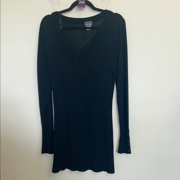 40. Dots Black V-Neck Knit Sweater Tunic size M - Picture 1 of 6